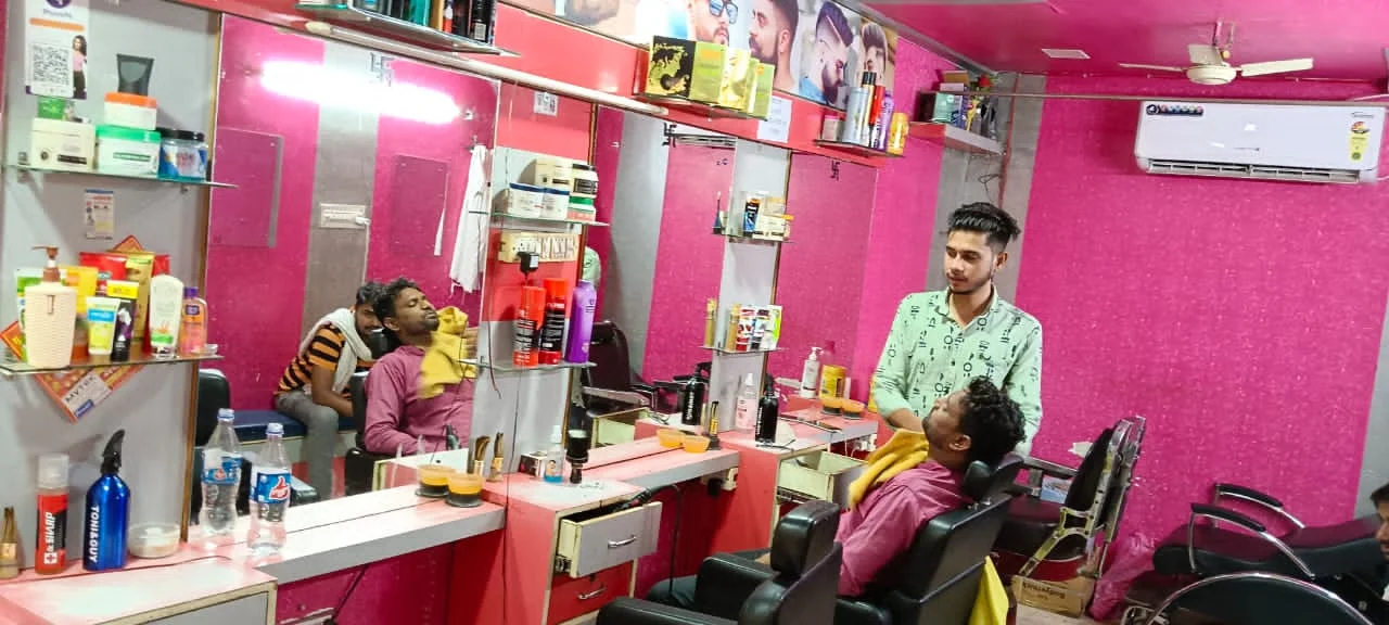 Krish Hair Beauty Saloon in Dausa